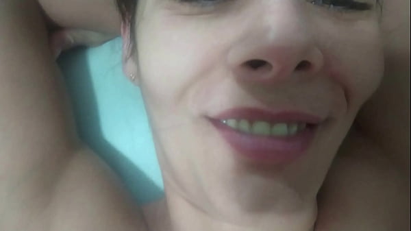 Irmã expulsa após vídeo de sexo com jovem estudar teologia