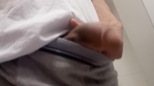 Prazer no escritório: hot dick at work em ação